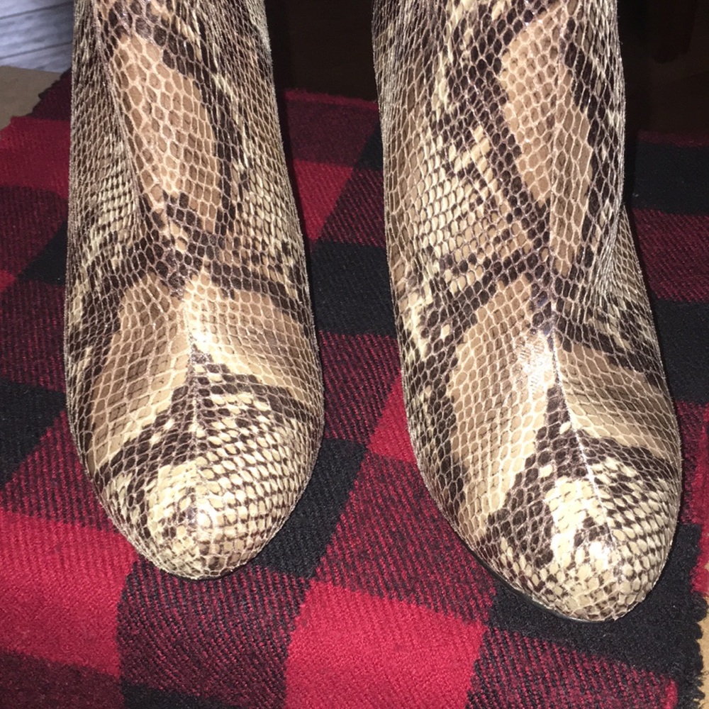 Ankle boots